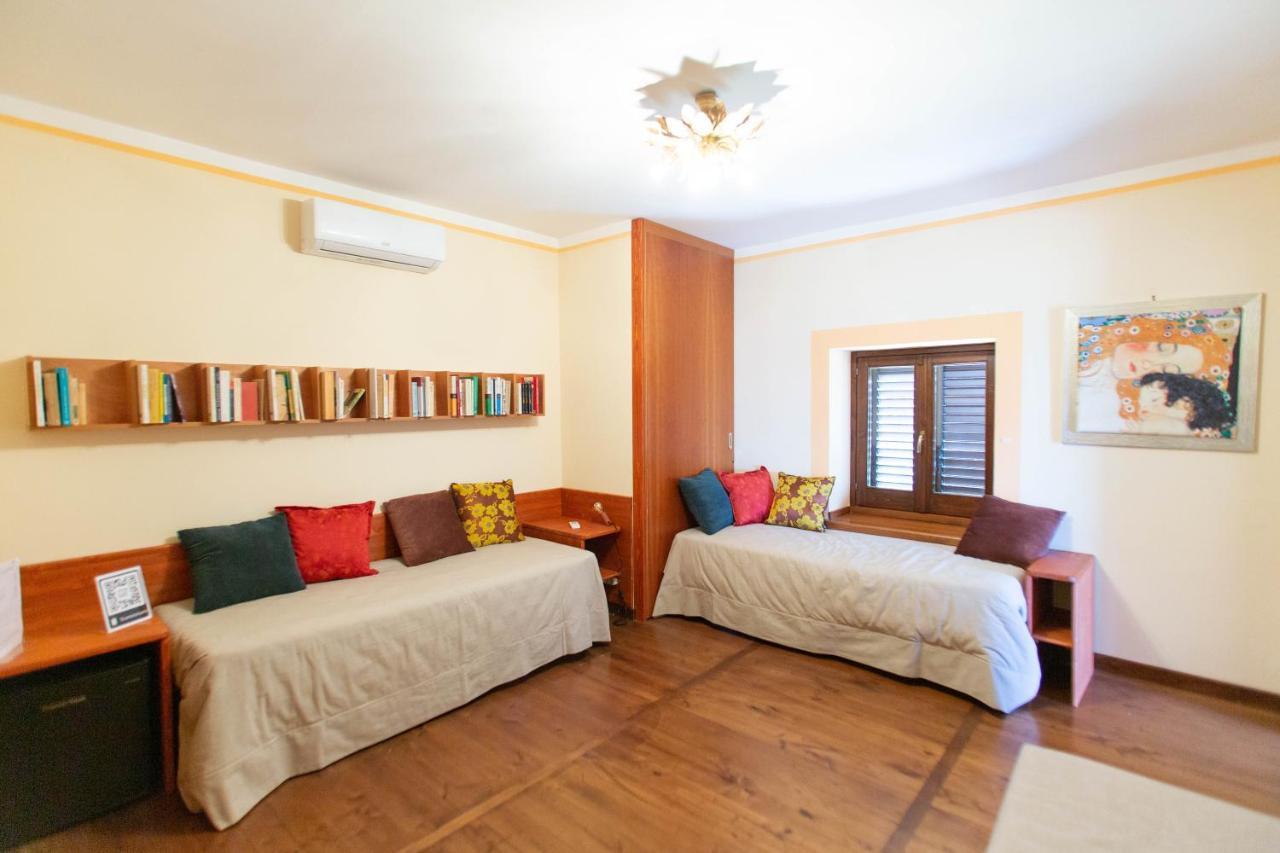 Home 4 Creativity - Coliving Calabria Montalto Uffugo Exterior foto